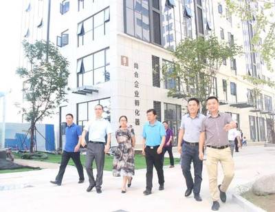 鄭州市商務局副局長曹宏偉一行蒞臨園區考察調研，共促鄭州軟件開發產業創新發展